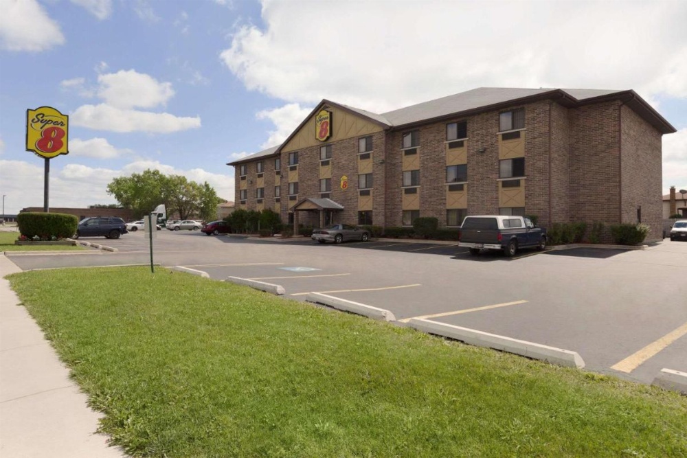 Super 8 by Wyndham Bridgeview/Chicago Area Image 18